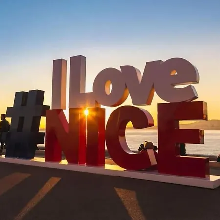 3p Neuf Et Climatise Le Port A 9mn De La Apartmán Nice