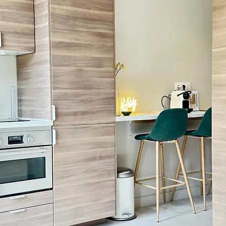 Apartment 3p Neuf Et Climatise Le Port A 9mn De La Nice